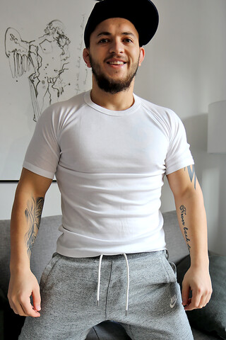 Muscle Mates - Meet our new straight mate David Ivan
